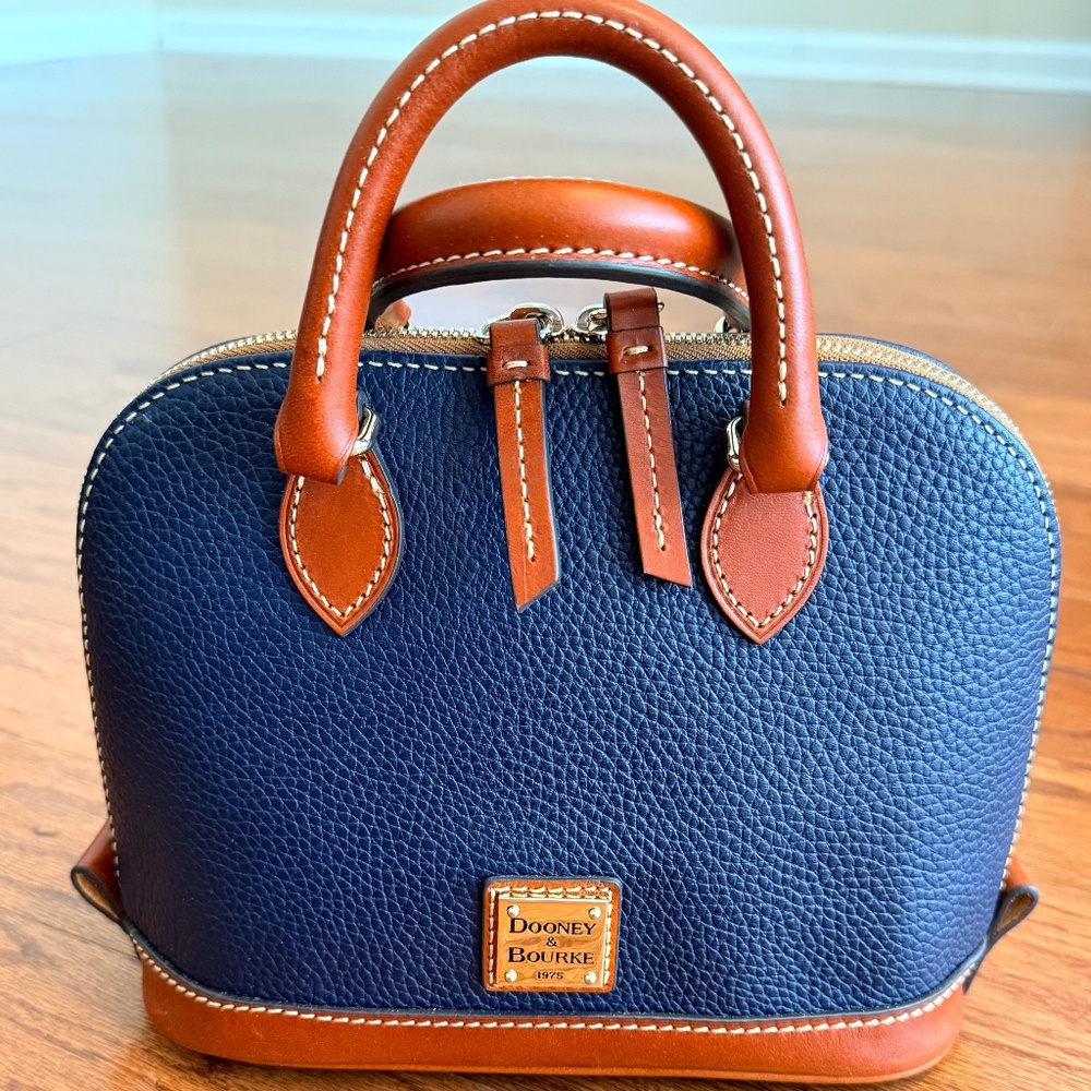 Dooney and Bourke Bitsy bag